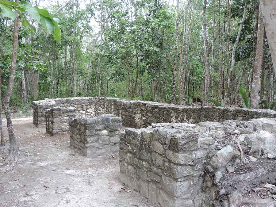 coba-ruins-enclosure